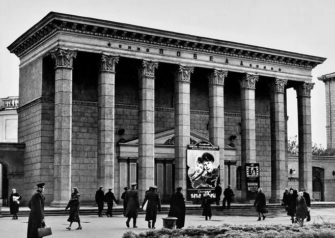 100 лет &laquo;Победе&raquo;: как менялся главный кинотеатр Новосибирска