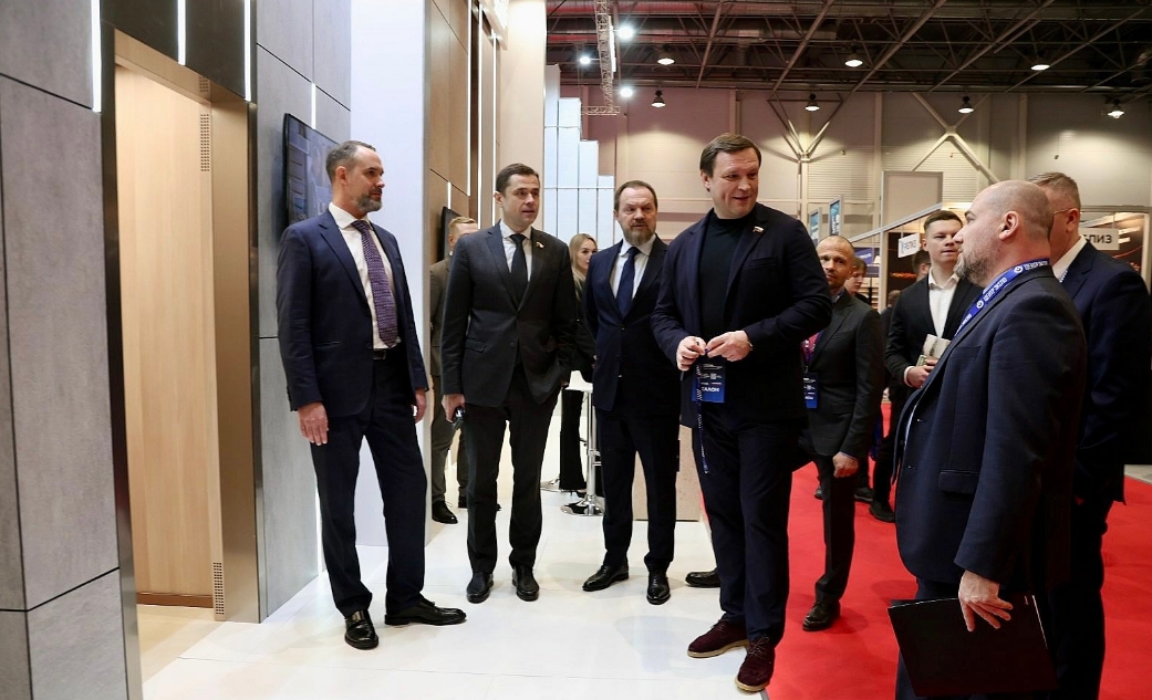 Депутат Аксёненко выступил в Новосибирске за заморозку тарифов ЖКХ