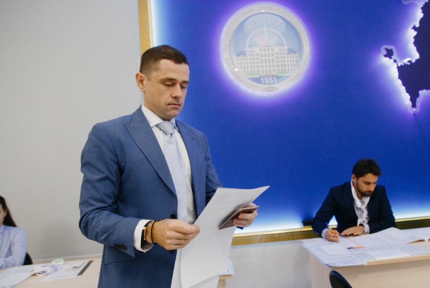 Александр Аксёненко